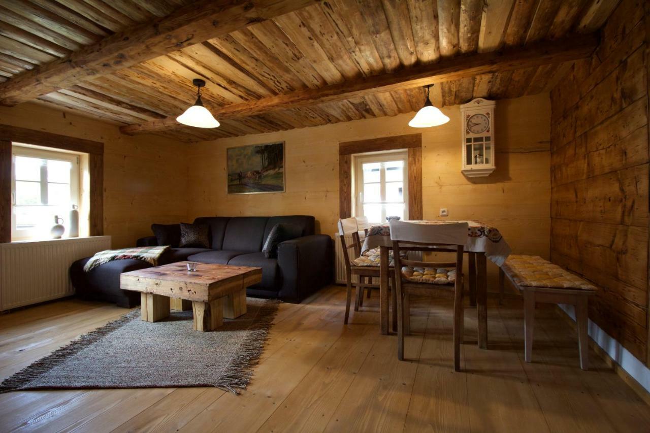 Ferienhaus Anno Dazumal, Wie Zu Opa'S Zeiten Klingenthal Esterno foto