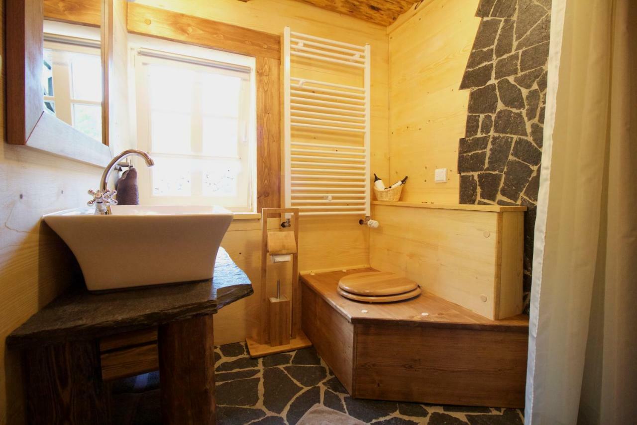 Ferienhaus Anno Dazumal, Wie Zu Opa'S Zeiten Klingenthal Esterno foto